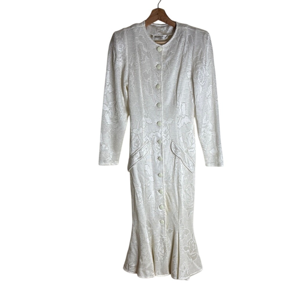 Vtg peppermill ladies Elegant White Textured button up Dress size small